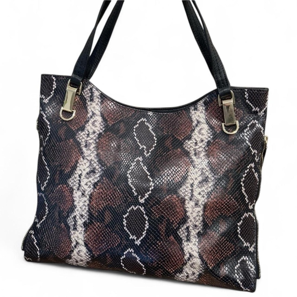 Vince Camuto Snakeskin leather handbag. EUC - Picture 2 of 9